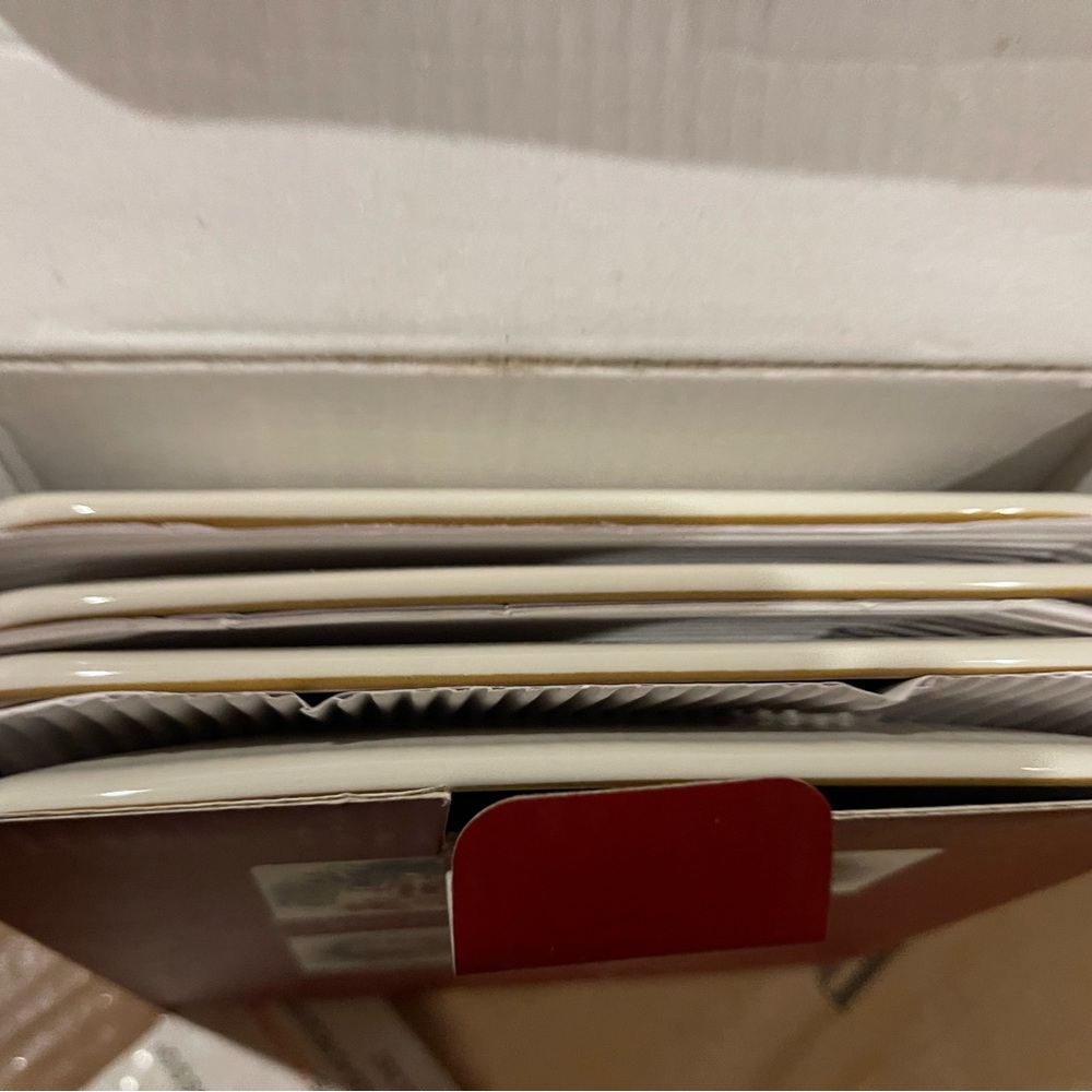 Pottery Barn Nostalgic Winter Forrest Appetizer Plates - Set of 4 - NIB - Picture 10 of 10